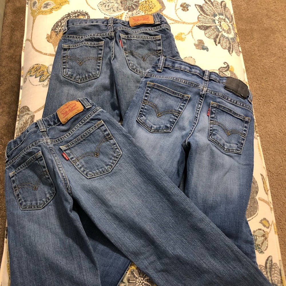 Lot of boys size 7 Levi’s jeans
